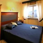 Del Mare فندق 3*