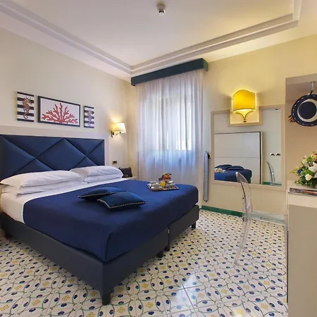 Del Mare 3* Península Sorrentina