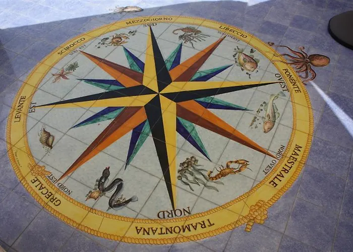 Del Mare Отель 3*