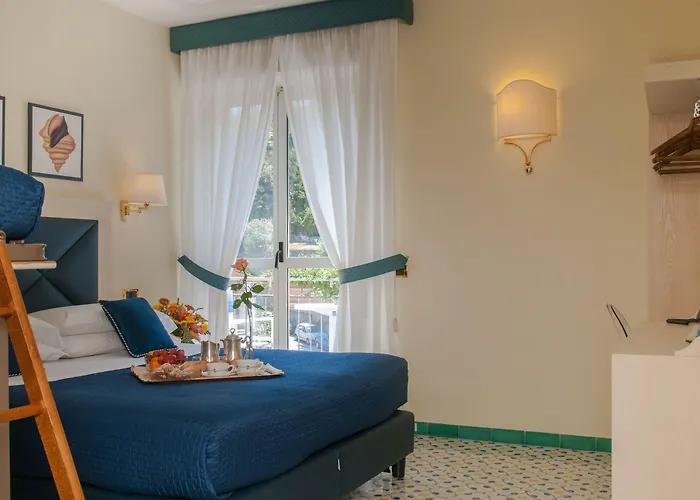 Del Mare 3* Сорренто