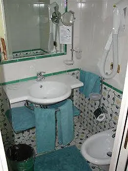 Отель Del Mare 3*