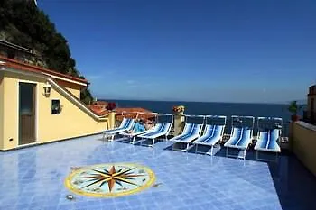 Ξενοδοχείο Del Mare 3*