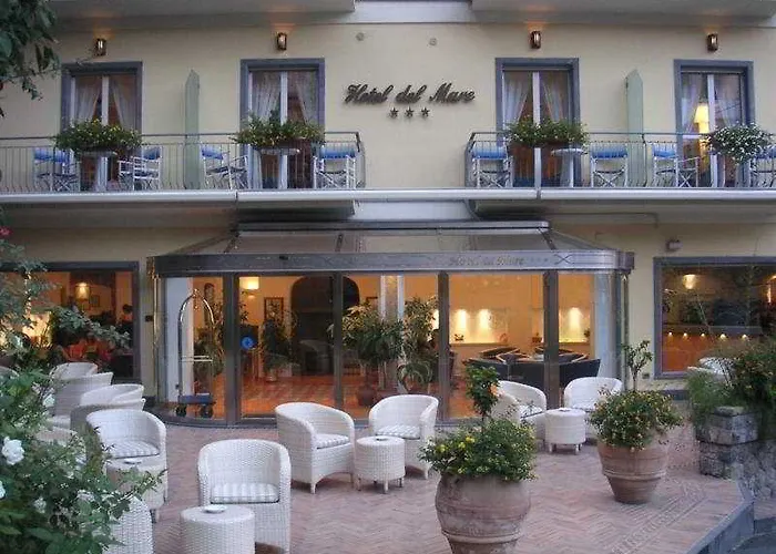 Del Mare 3*
